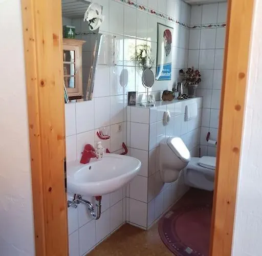 Gaestehaus - Wohnen Zu Hause - Im Vogelsberg * Lauterbach